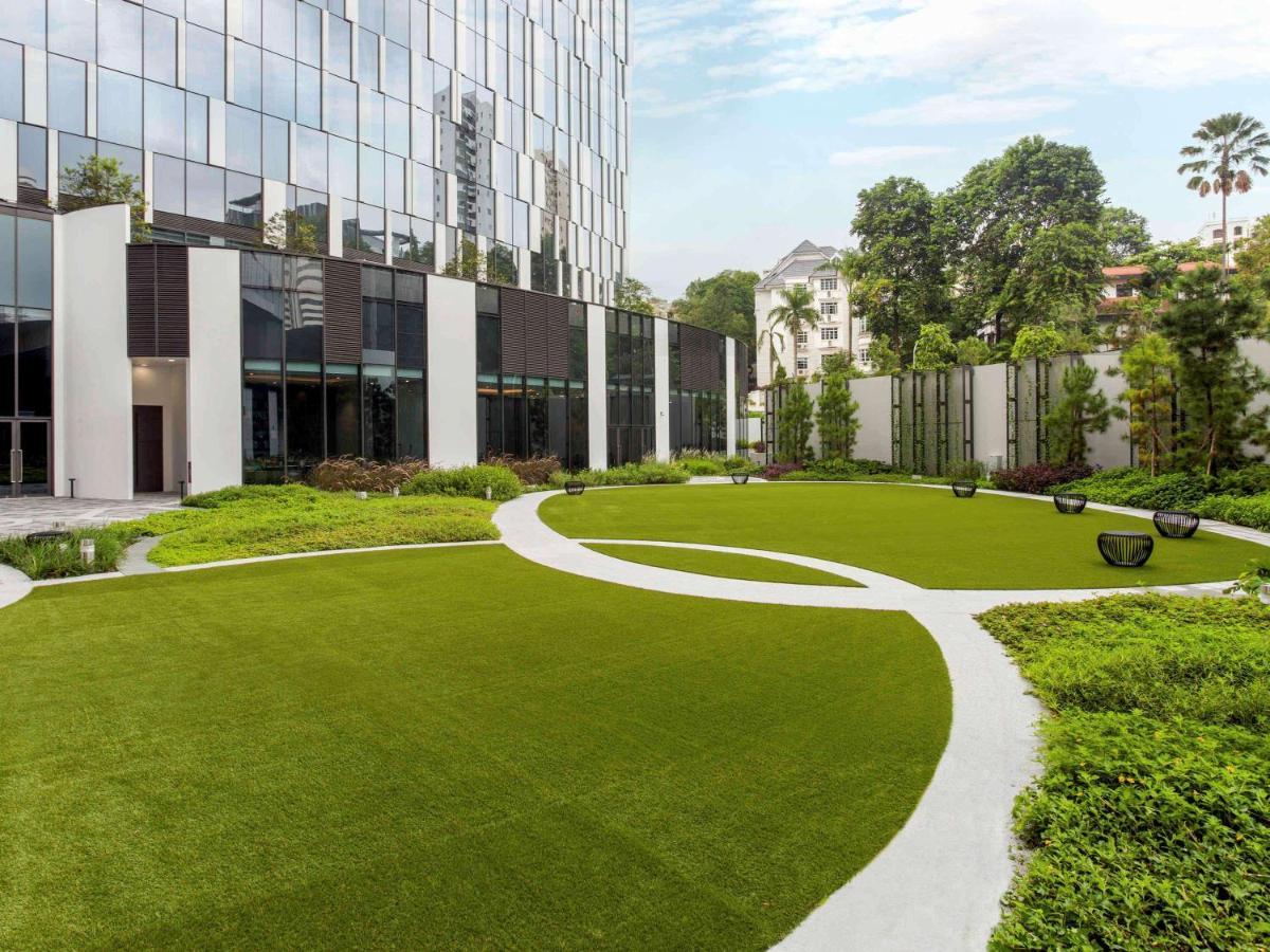 Novotel Singapore On Stevens Exterior photo