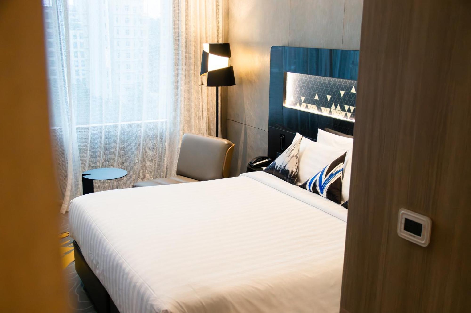 Novotel Singapore On Stevens Exterior photo
